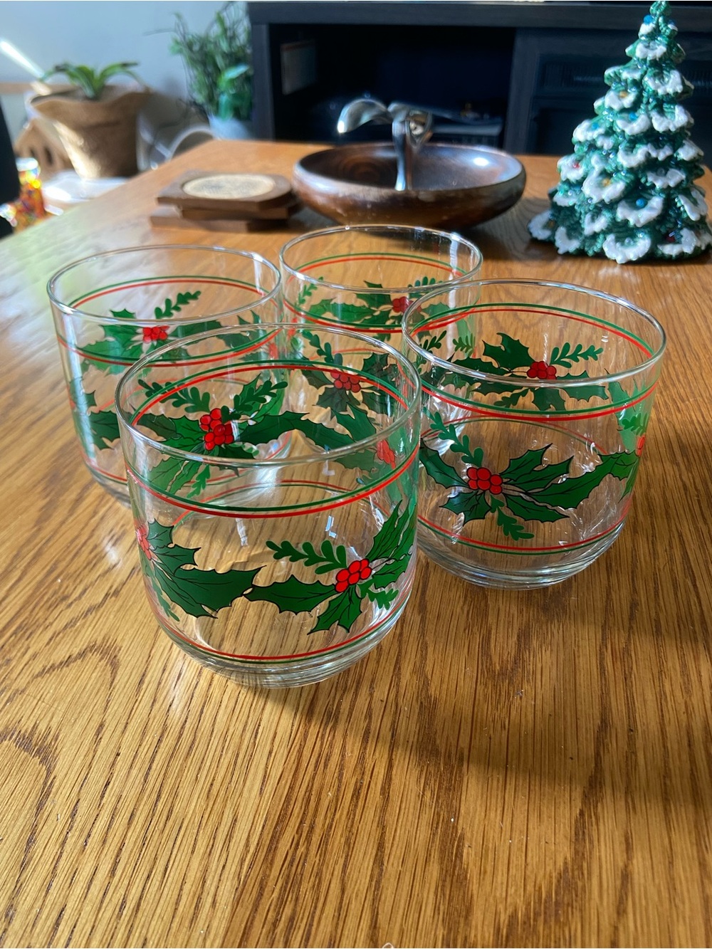 4 Holiday Holly Berry Low Ball Glasses Green & Red